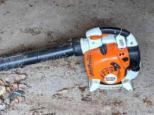 Stihl BG86C leaf blower with manual and an extra extension tube. Turns over and has compression, gas
