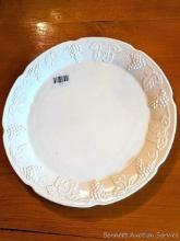 Vintage Indiana Glass Harvest Grape pattern milk glass platter measures 14" across in good condition