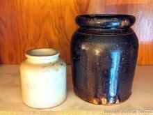 7-1/2" stoneware cookie jar in good condition, you can see the finger marks of the maker in the