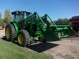 2010 J.D. 6115D MFWD TRACTOR, w/ 673 J.D. SELF LEVELING LOADER w/ 7' bucket,