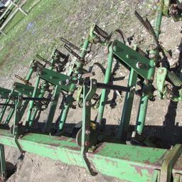 8-30" JOHN DEERE C SHANK ROW CROP 3 PT. CROP CULTIVATOR, some parts missing