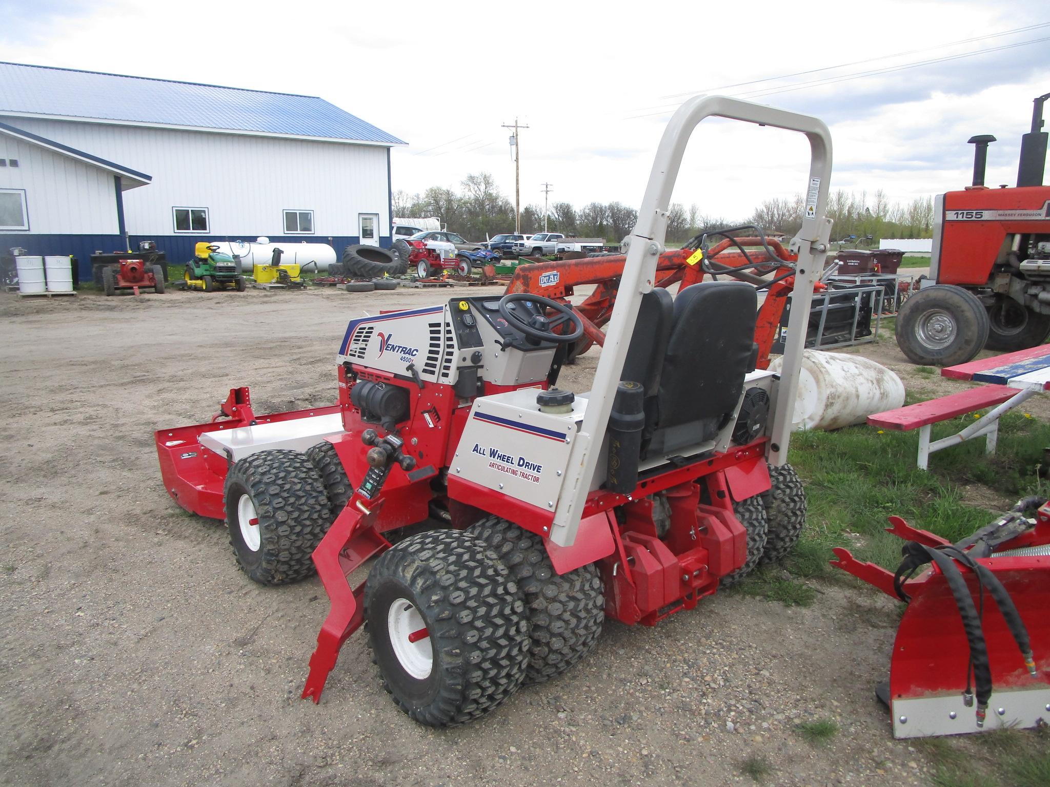 VENTRAC 4500Y 25 H.P. ARTICULATED ALL WHEEL DRIVE TRACTOR, Kubota diesel, hyd., frt. PTO,