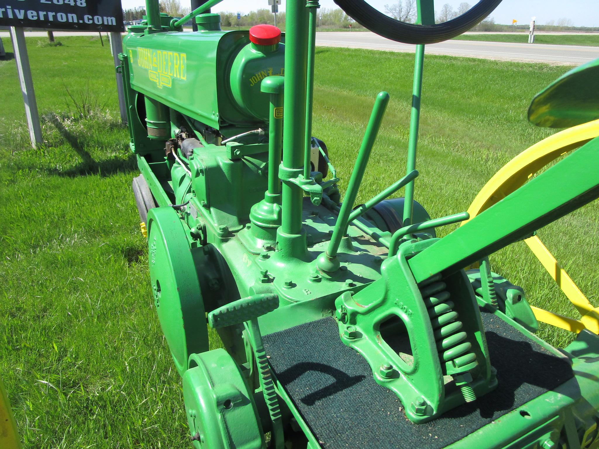 1937 JOHN DEERE B on steel (lug nuts in shop) PTO, older restoration, shedded, runs good