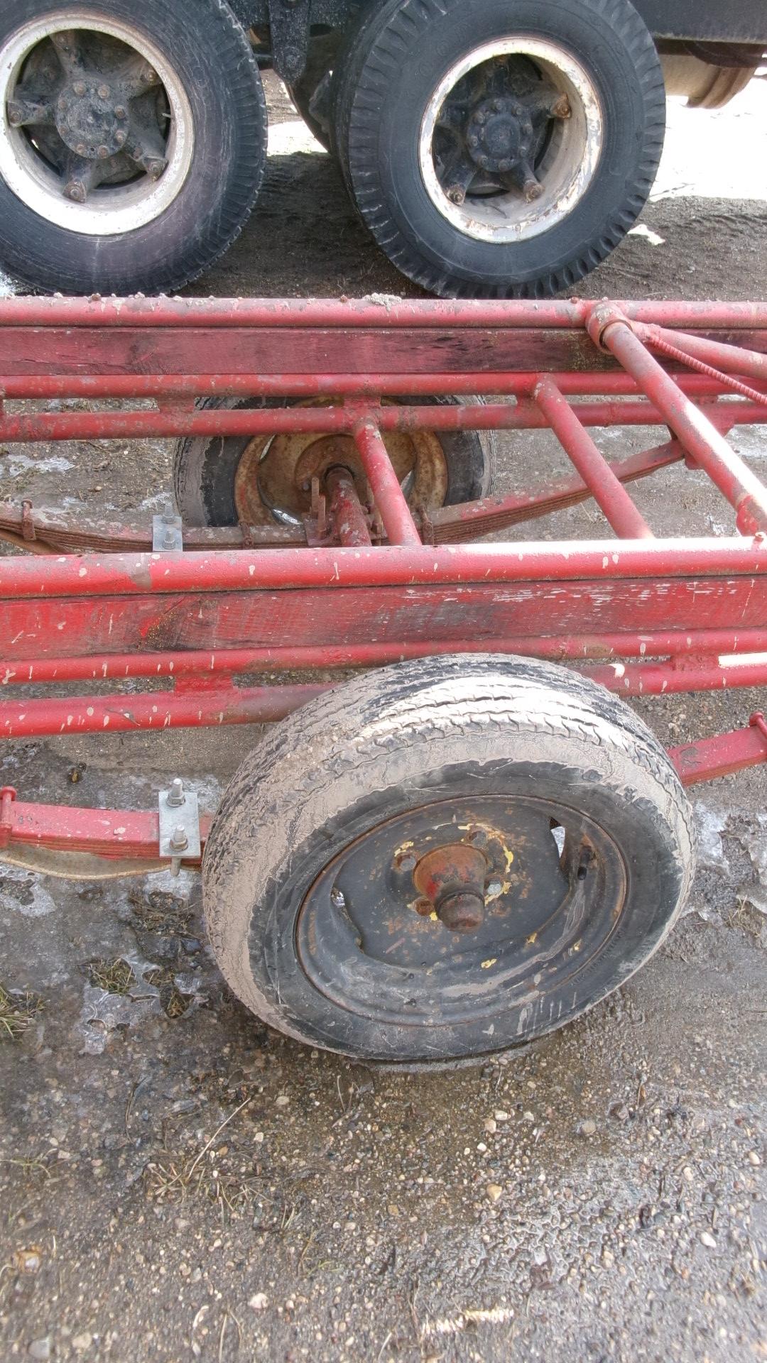 20' SHOP MADE SINGLE AXLE PONTOON BOAT TRAILER, no paper work