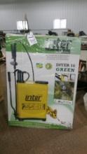 4 GALLON BACK BACK SPRAYER, INTER (GOIZPER) 16 GREEN, new in the box