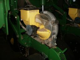 2011 JD 1790 32 ROW PLANTER