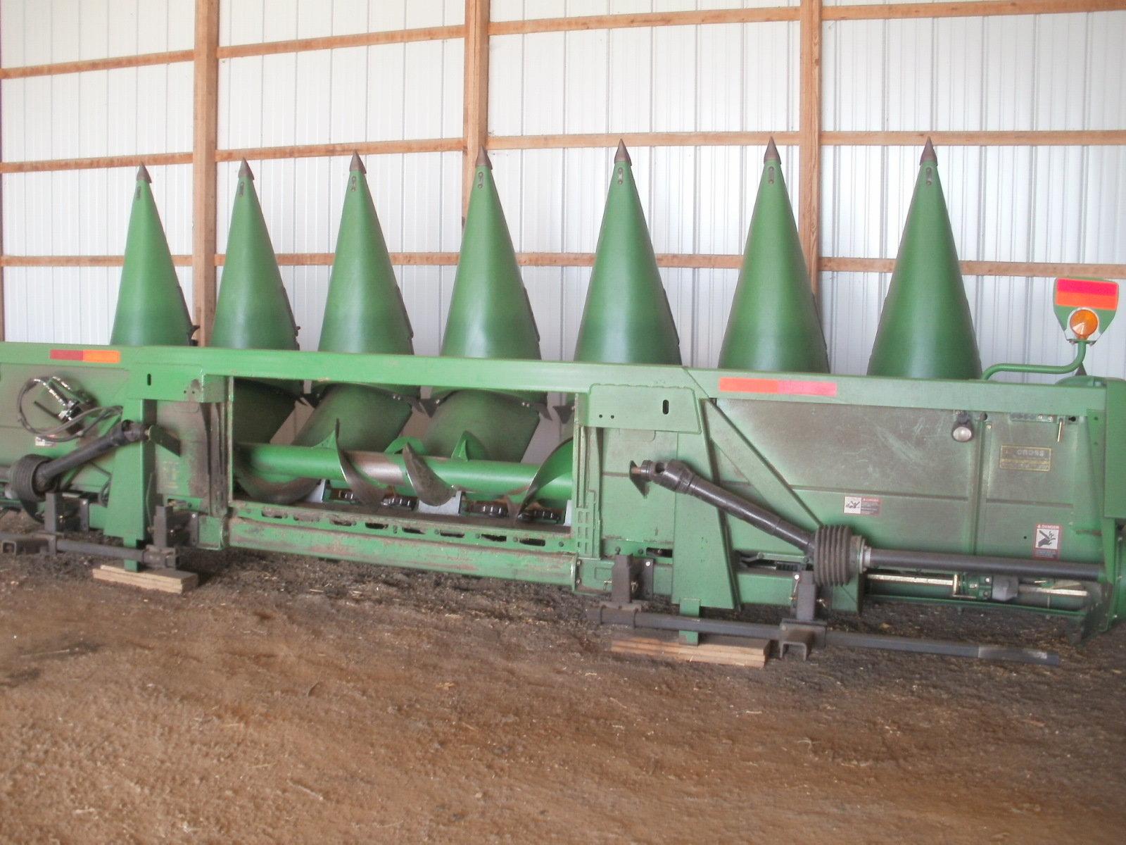 2008 JD 608C Corn Head