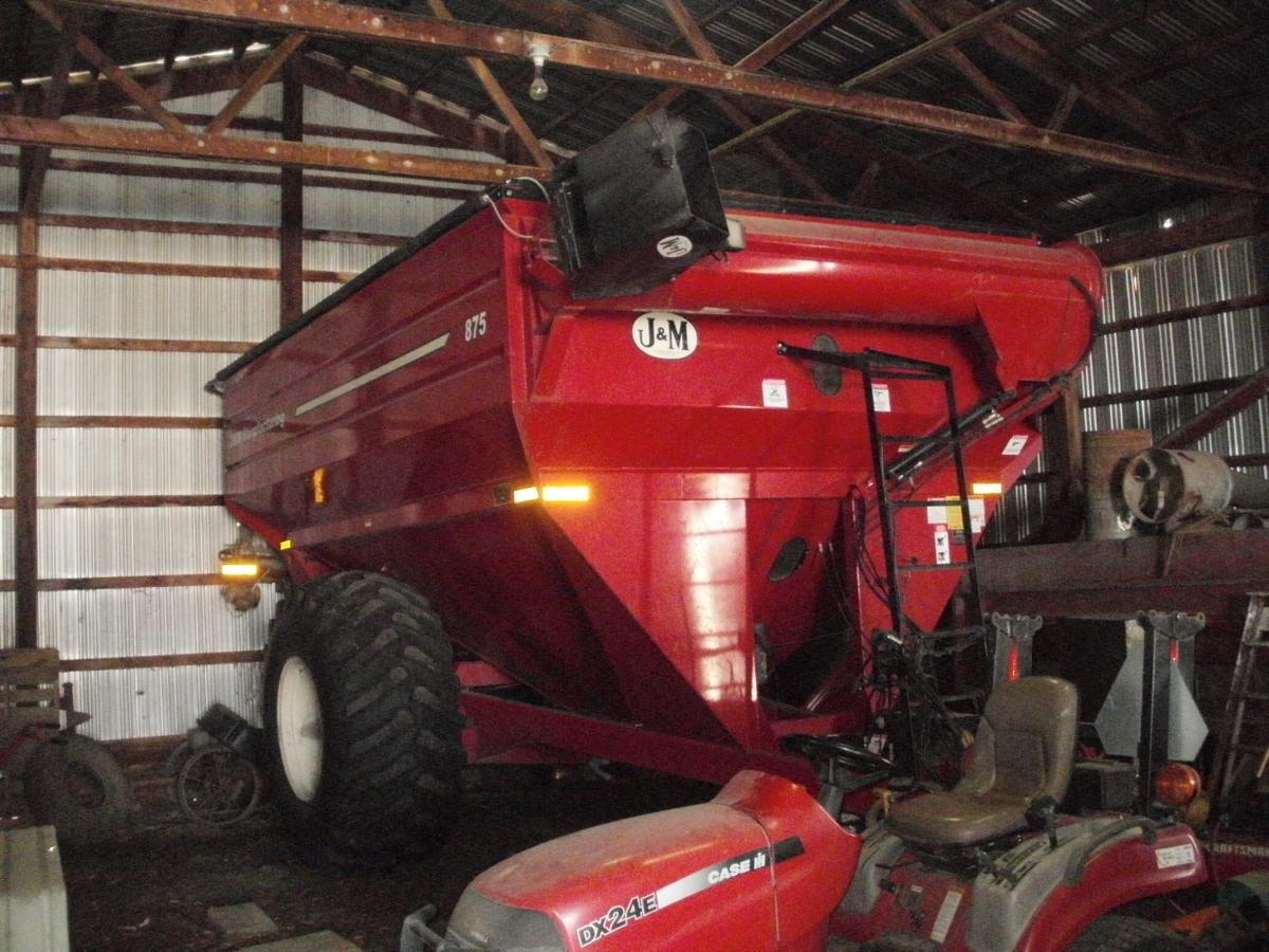 J & M Grain Cart