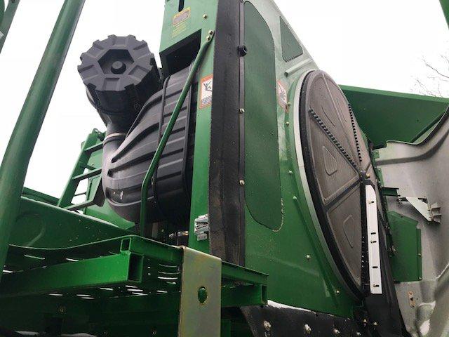 2012 JD S660 Combine