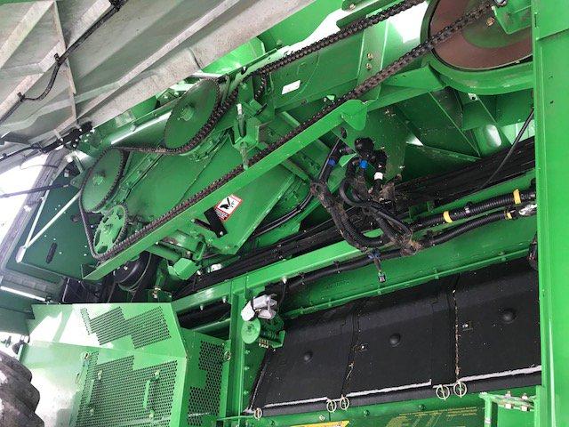 2012 JD S660 Combine