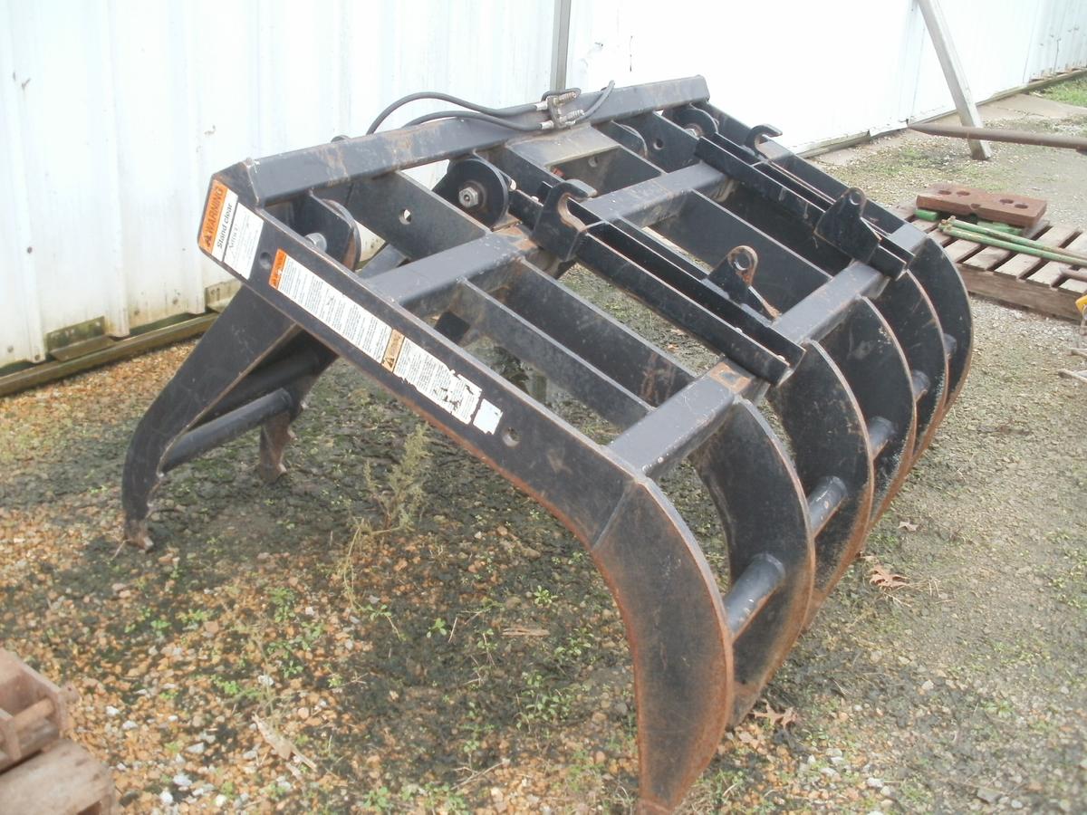 Work Saver loader grapple w/JD & IH brackets