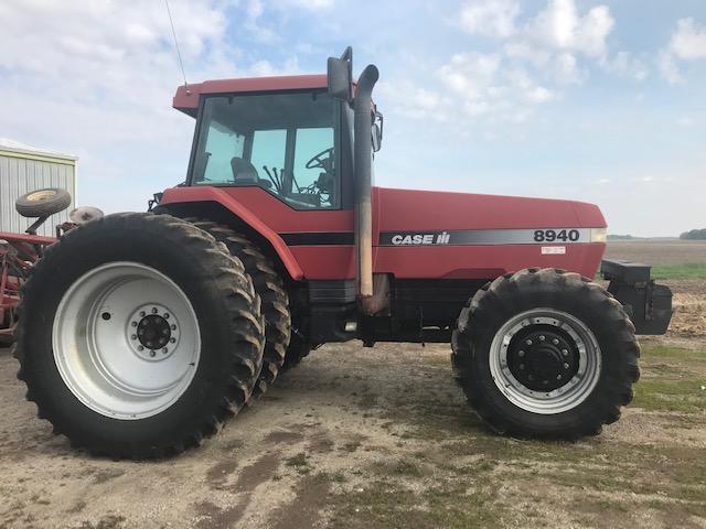 Case IH 8940 Tractor