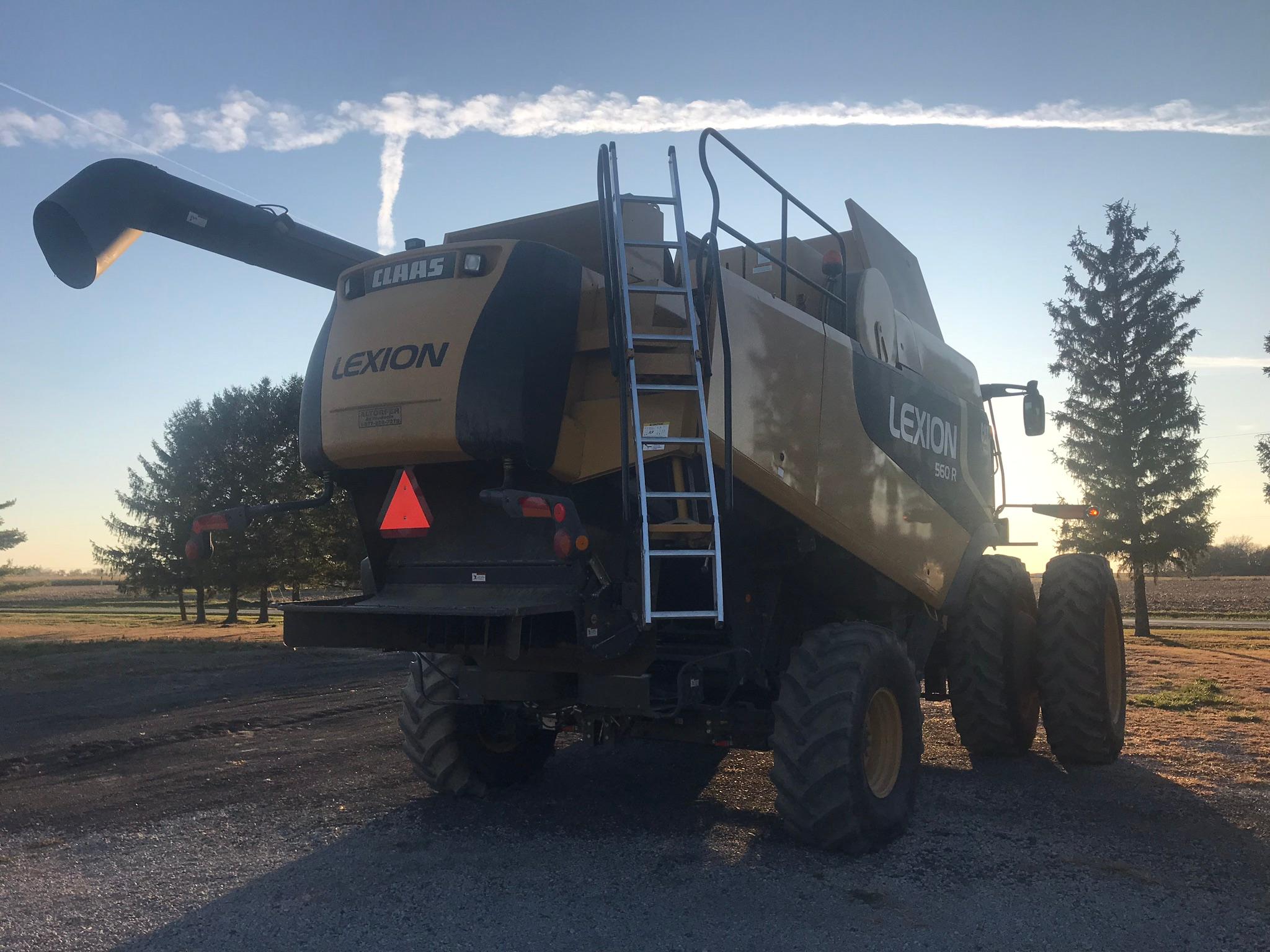 Cat Lexion 560R Combine