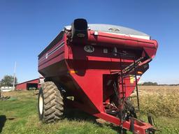 J & M 875 Grain cart