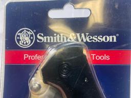Smith & Wesson ExtemeOps Pocketknife