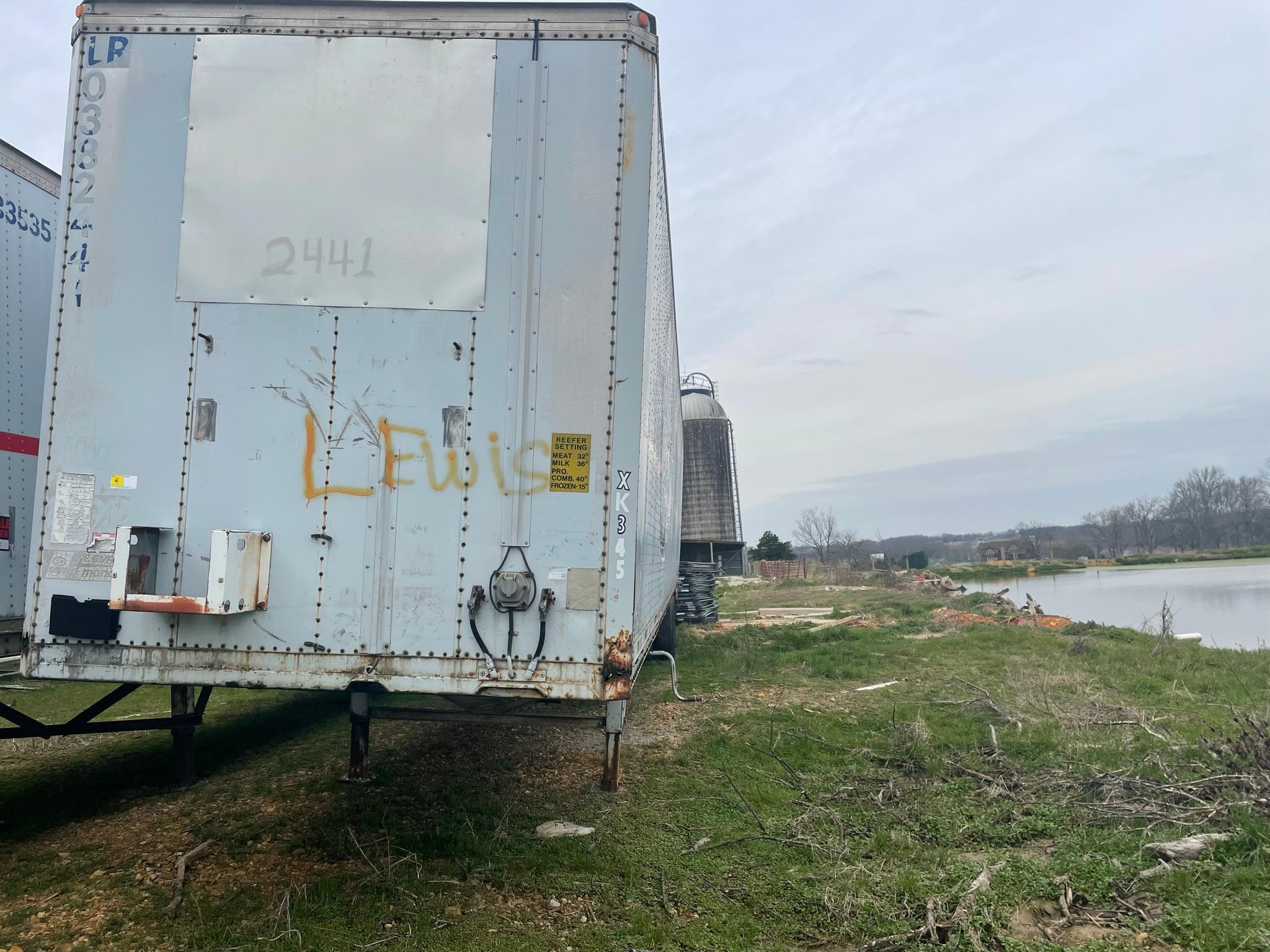 Van Trailer w/Roll-Up Door