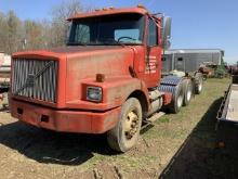 1998 Volvo Day Cab Truck