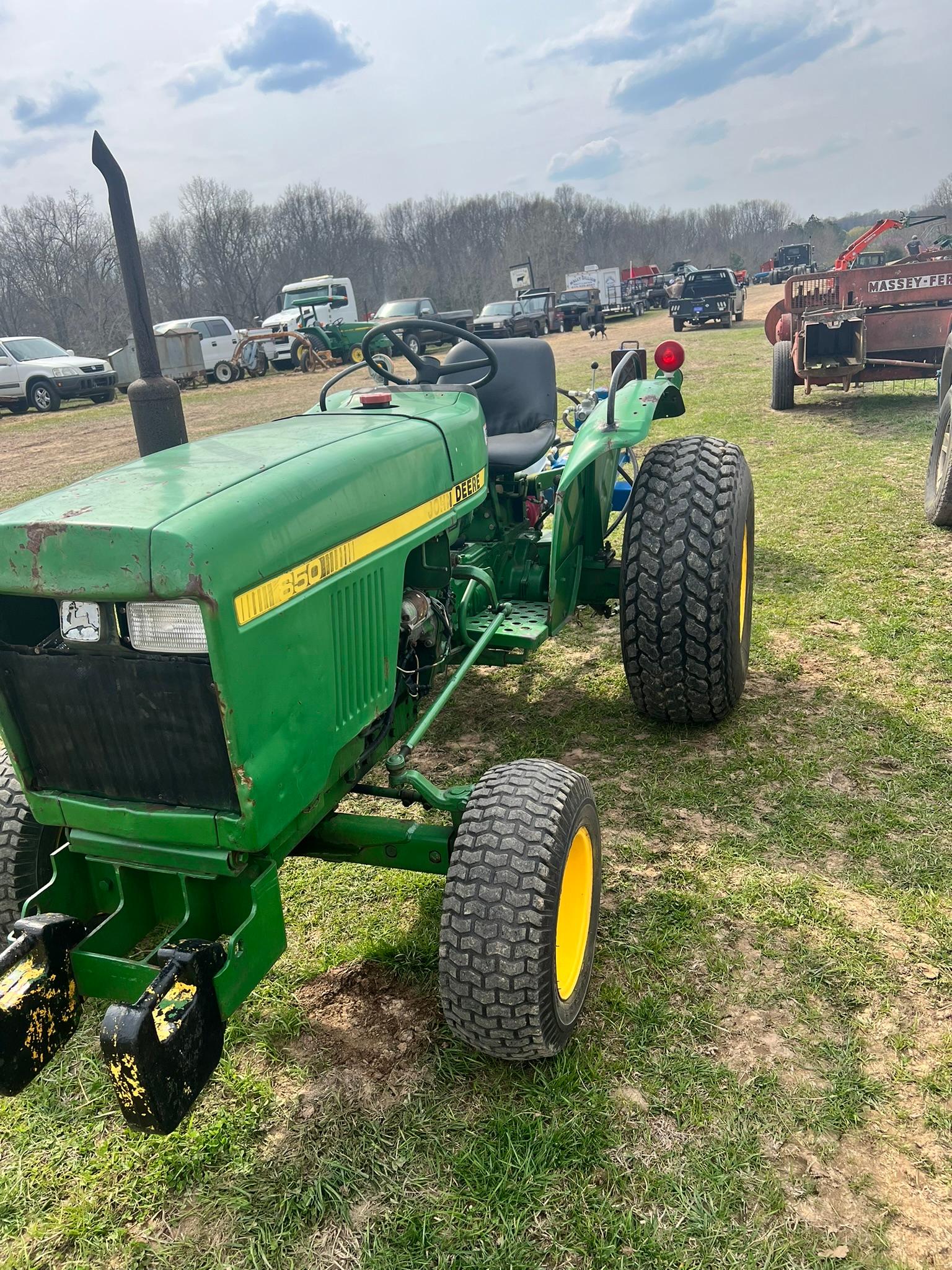 JD 850 Diesel Tractor