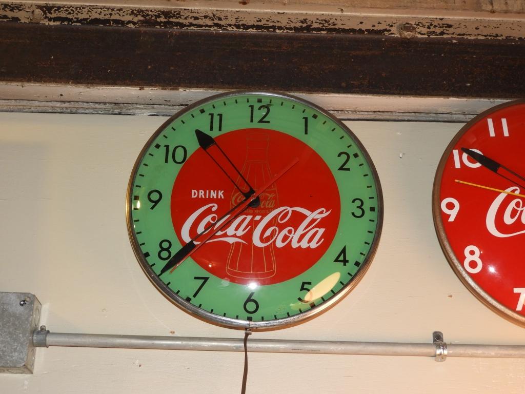 Drink Coca-Cola pam clock w/ bottle, 15"