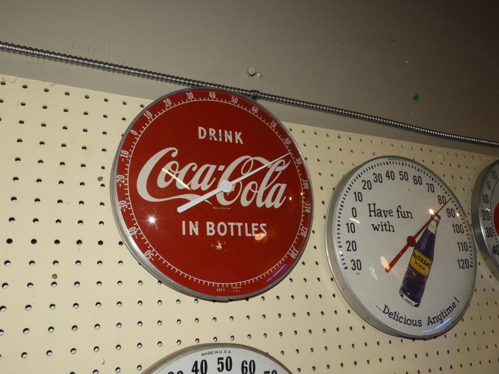 Drink Coca-Cola in bottles thermometer