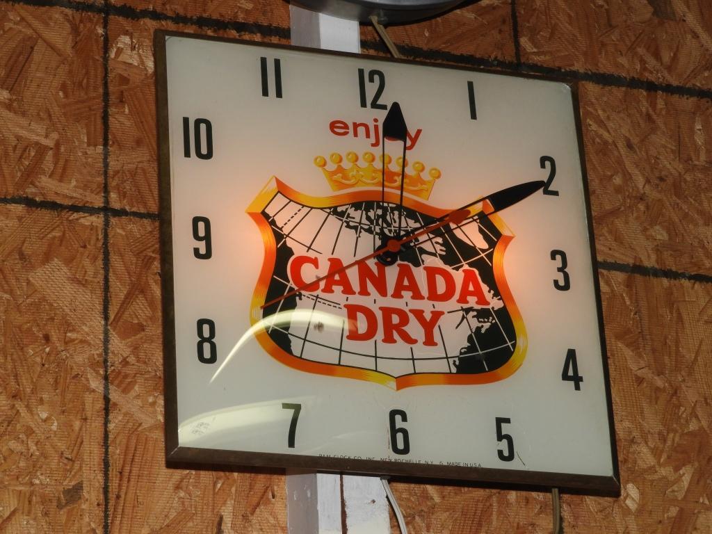 Enjoy Canada Dry clock, 15"