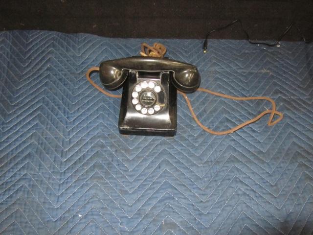 Black Phone Antique, 5.5x9x4