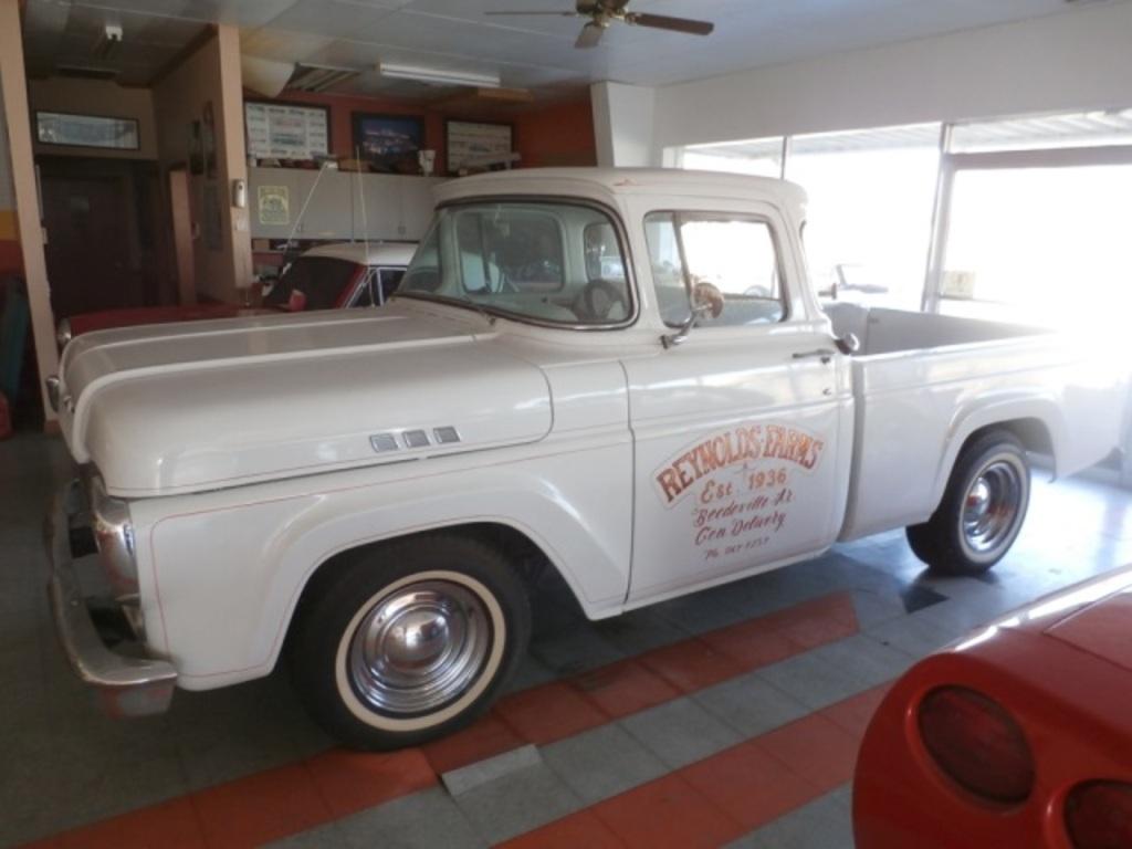 1960 F100 pickup