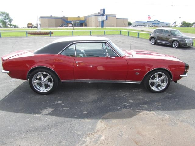 1967 CAMARO