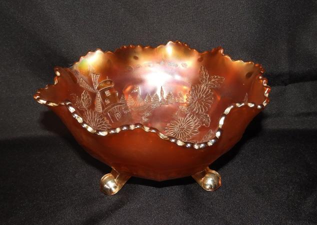 Marigold Carnival ruffled edge bowl, 9”