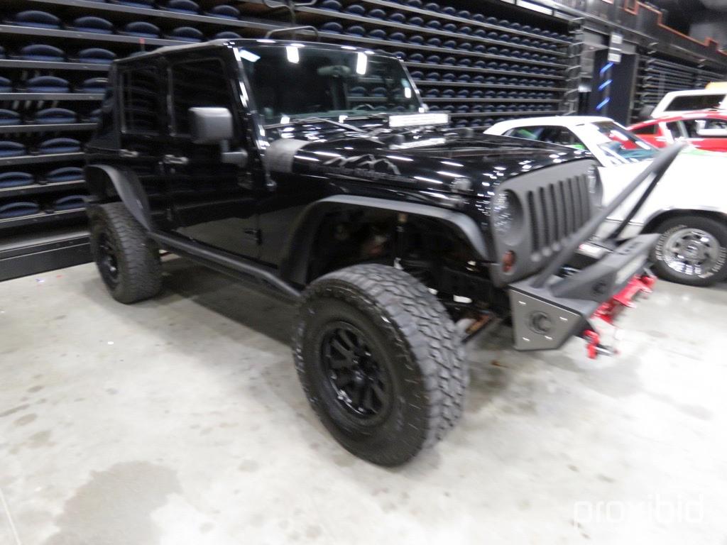 2012 Jeep Wrangler JKU Unlimited Sport