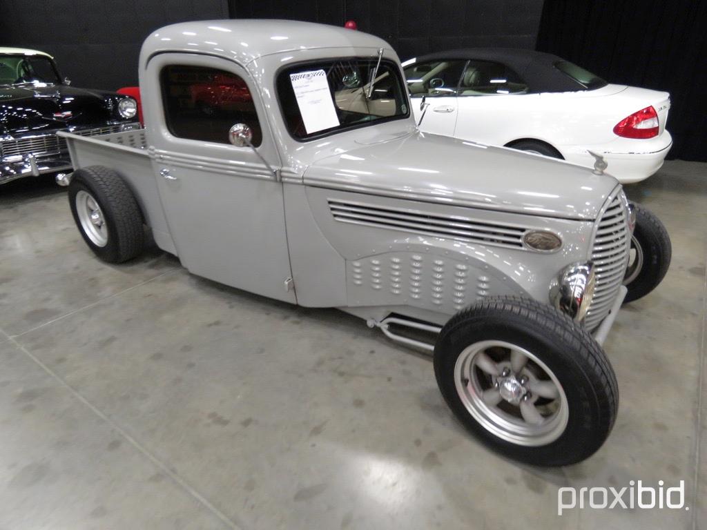 1938 Ford Custom