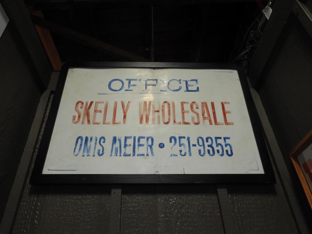 Skelly Wholesale SST 37"x26"