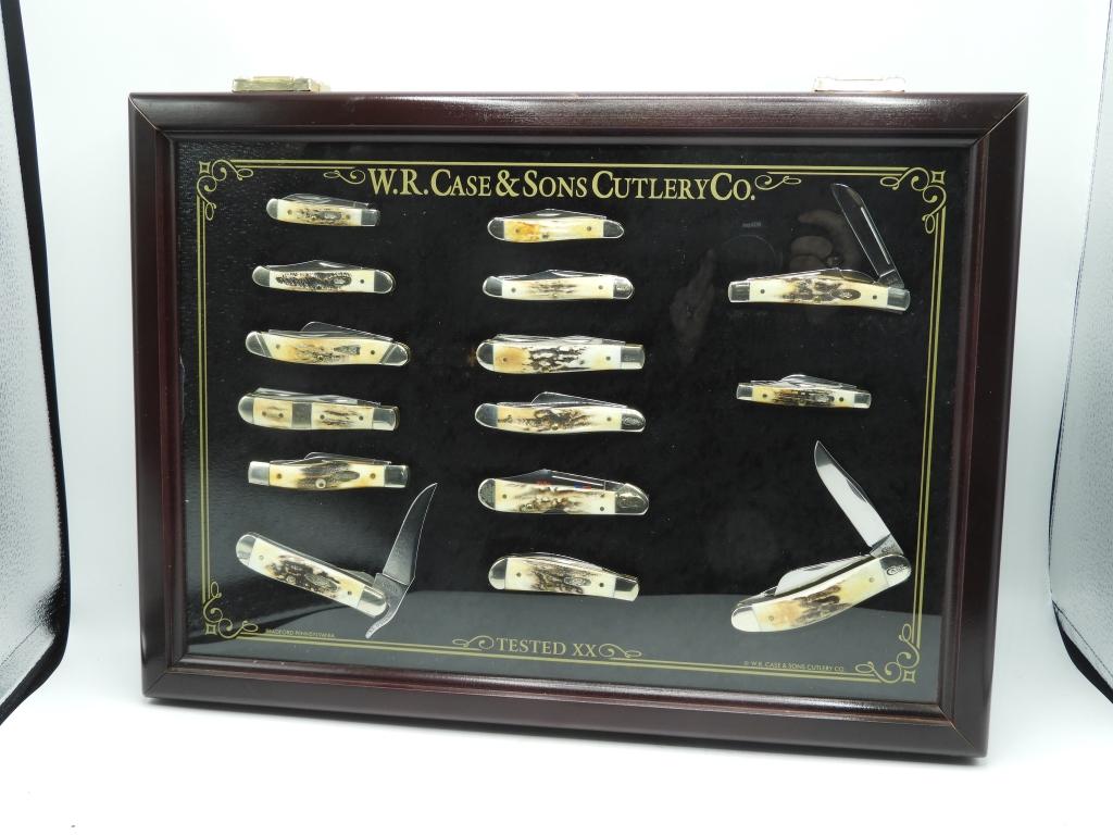 Case Collector Knife Set w/ 15 matching knives, 18