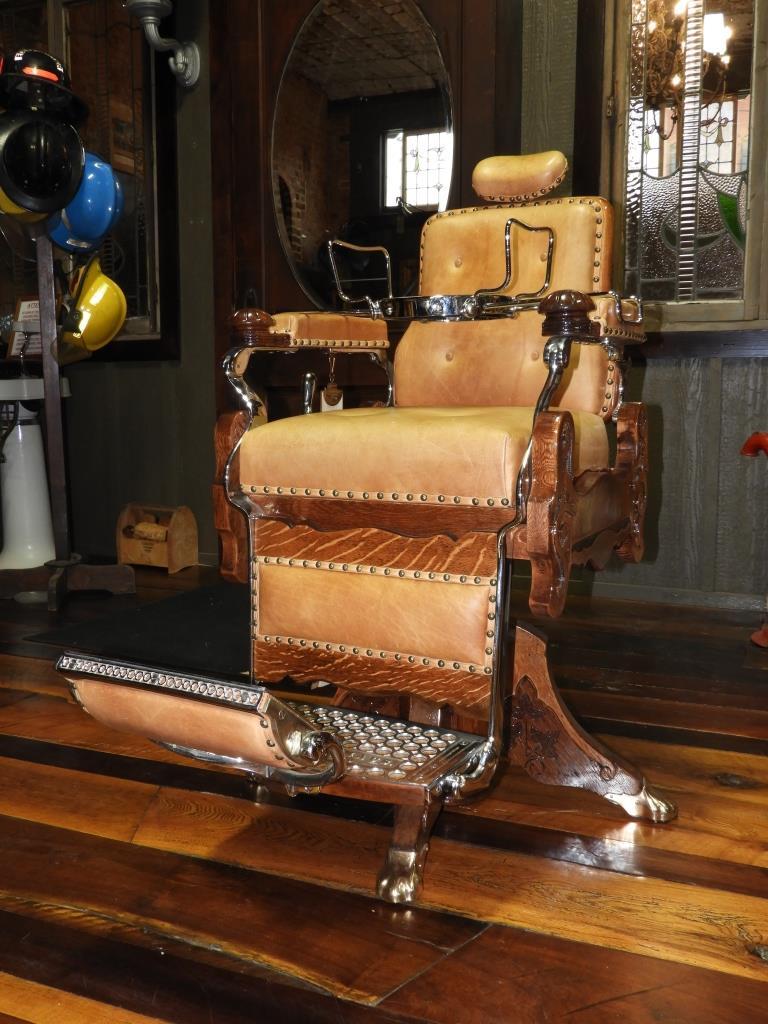 E. Berninghaus Cincinnati Hercules barber chair