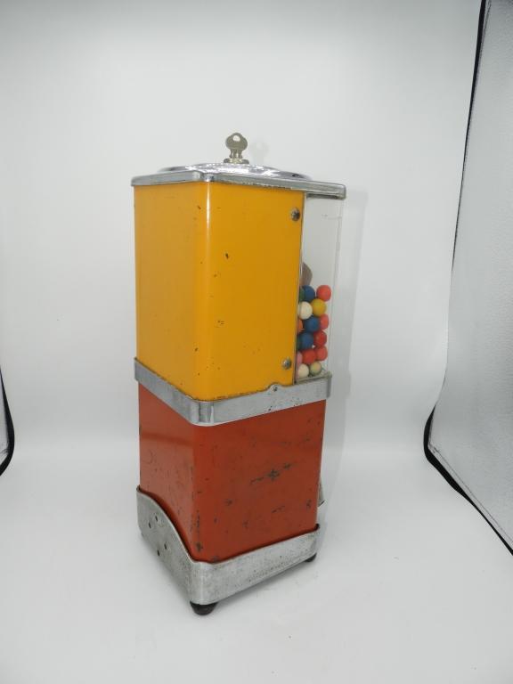 Victor gumball machine, original condition, 6"x16"