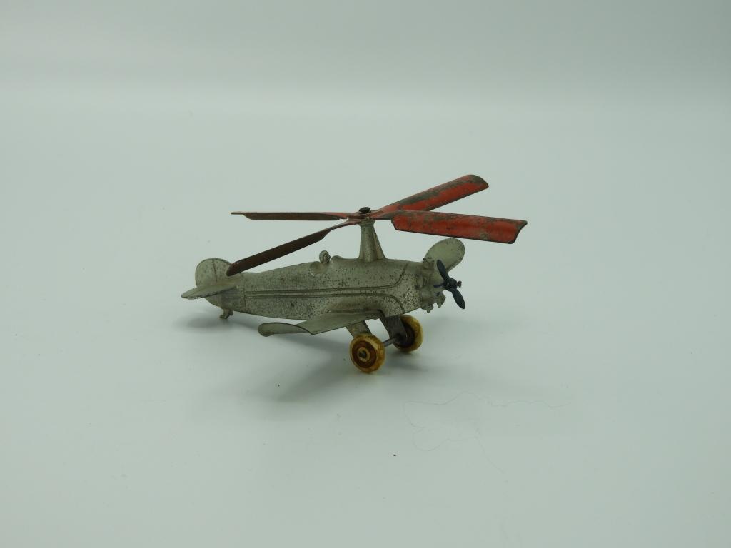 Tootsie Toy helicopter airplane, 4"Wx2"T