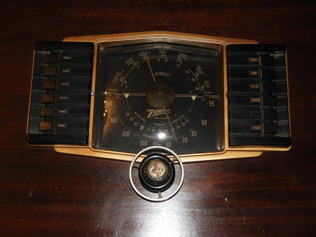 Zenith floor model radio