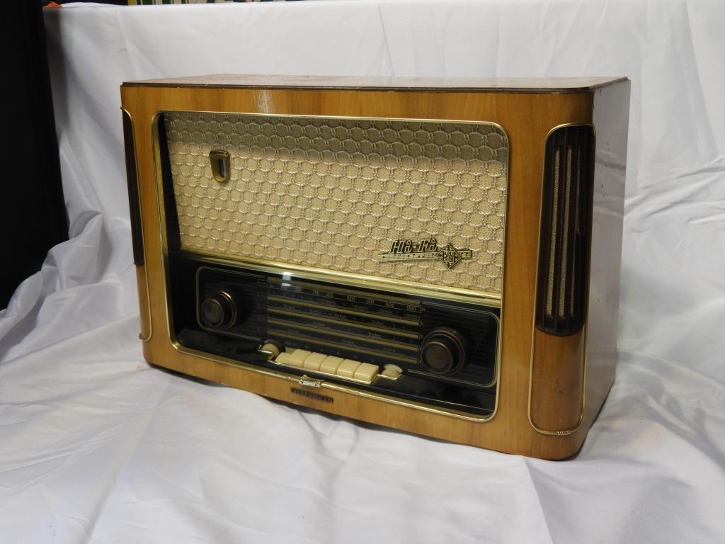 Telefunken Hi Fidelity 5 band vintage radio
