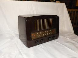 RCA Victor FM vintage radio, mdl 68R1