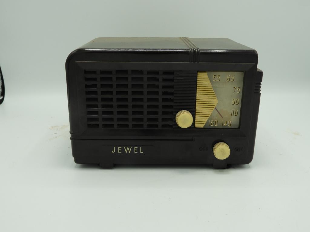 Jewel vintage radio 8"x5"