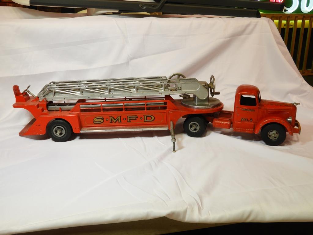 Smith Miller No. 3 2-pc fire truck  trailer