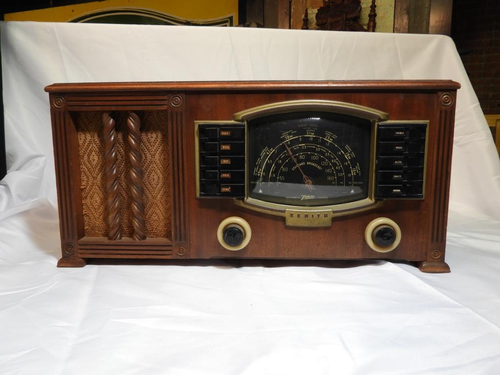 Zenith vintage radio