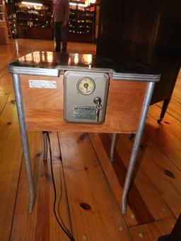 Jetco Meter-Matic type M22 dime coin-op radio