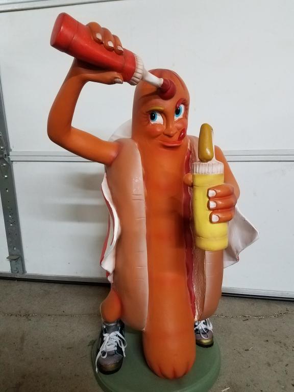 Hot Dog statue, 24in