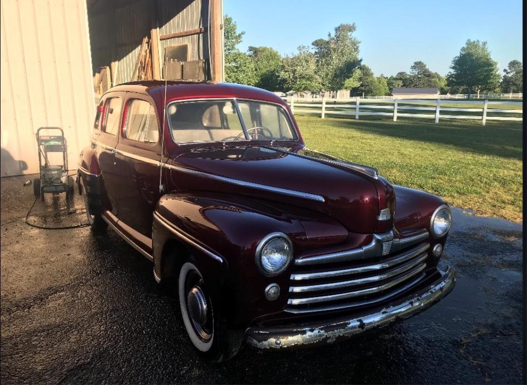 1947 Ford Sedan