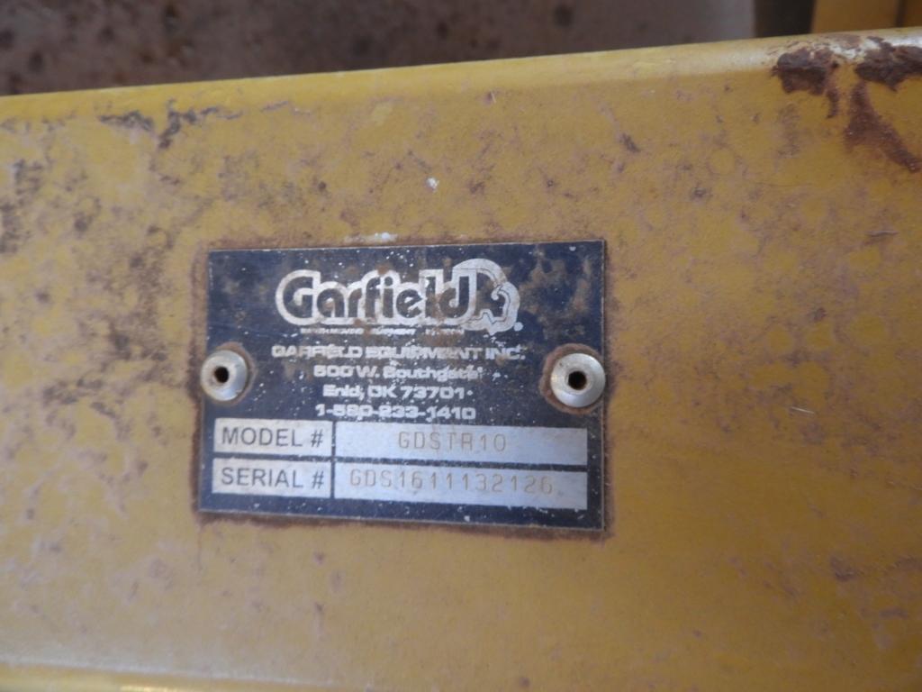 Garfield 10' pull-type box blade, mdl GDSTR10