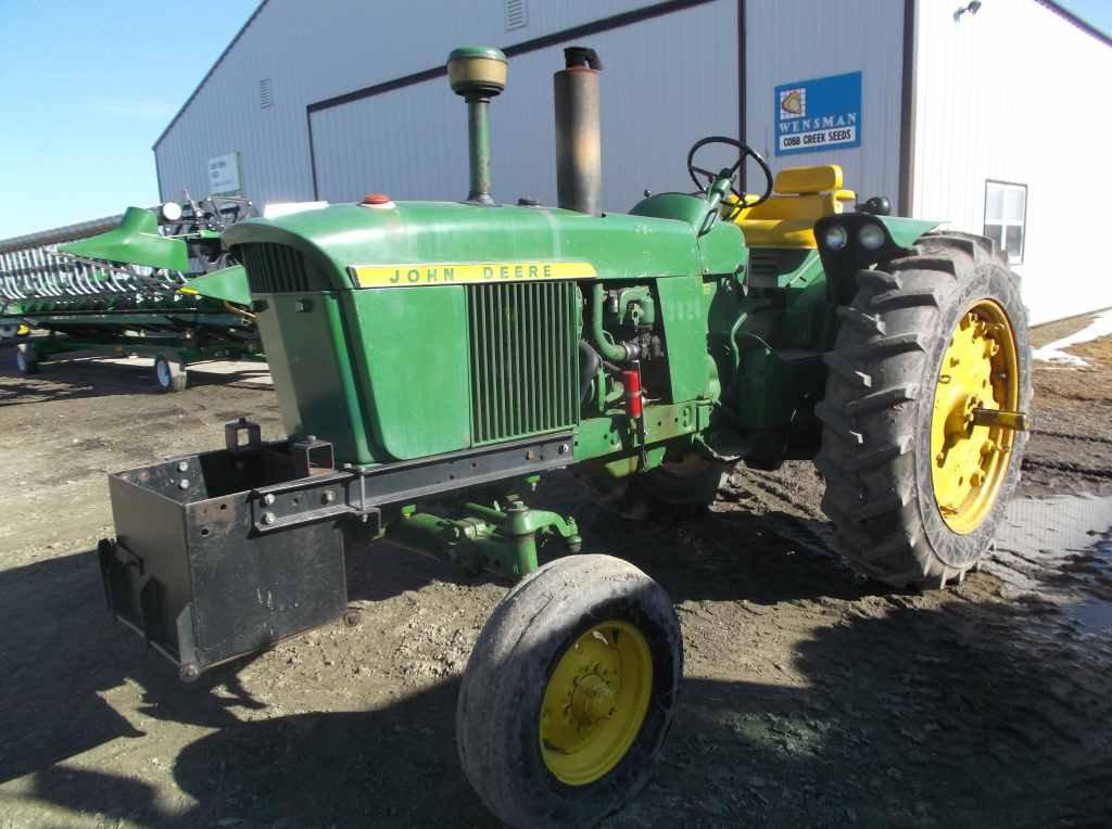 JD Model 3020 Tractor