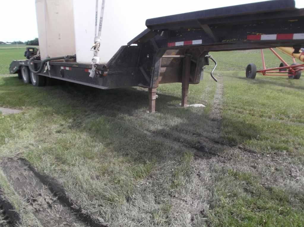 Lacrosse Semi Drop-Deck Trailer