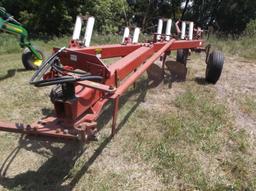 IH 720 Plow