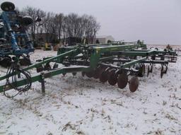 John Deere 2700 Disc Ripper